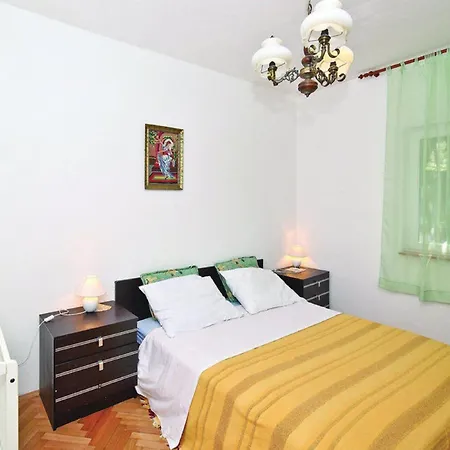 Halilovic Apartment Trogir