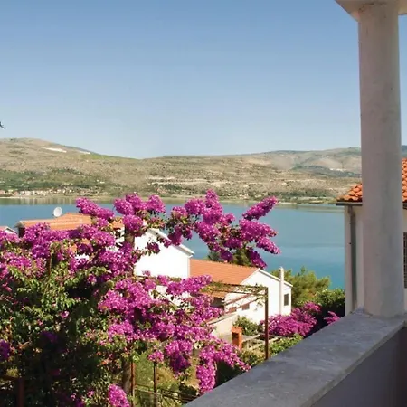 Halilovic 트로기르